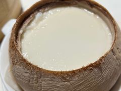 椰皇双皮奶-东海海鲜酒家(流花店)
