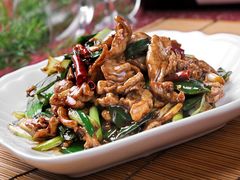 -蔼若春.传承三十年云南菜(金碧公园店)