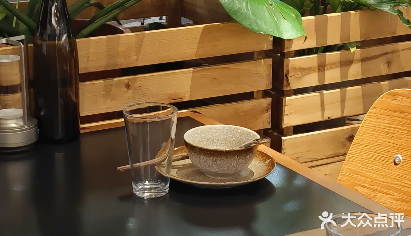 来这里，扭个头就能交到朋友[点赞]