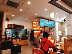 -佬钱湾仔(衣裳街店)