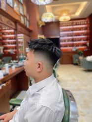 -尼特斯男士发型馆
