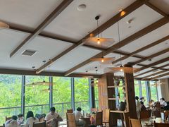 -芳草地度假酒店·野炉中餐厅