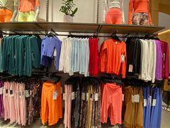 -lululemon(比斯特购物村店)