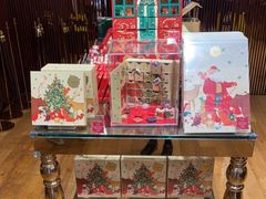 零售区-VENCHI 闻绮(上海佛罗伦萨小镇店)