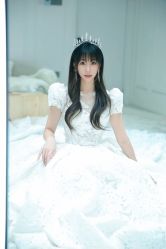 -Renee芮亦婚纱