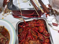 -鱿遍天下·20年夜宵地标大排档(东风路店)