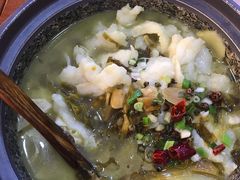 -周鱼小馆石锅酸菜鱼(活力汇店)