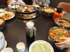 -阿瓦山寨·湘菜现炒·剁椒鱼头王(咸阳总店)