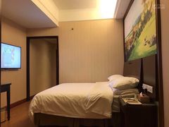 -维也纳酒店(深圳机场店)