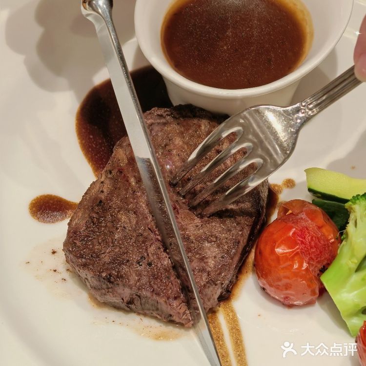 北京俄餐鼻祖，又吃到了熟悉的俄餐料理！