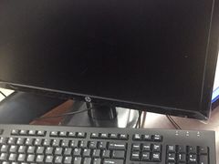 -鸿准通信科技·忠诚手机电脑维修中心(三林店)