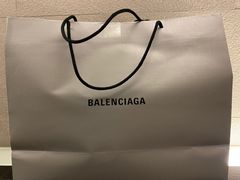 -BALENCIAGA(恒隆广场店)
