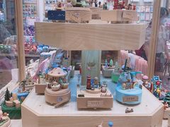 -猫的天空之城概念书店(杭州南宋御街店)