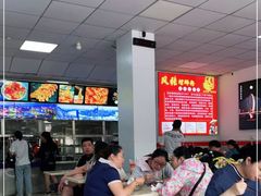等位区-凤张螺蛳粉·爽口粉(跃进路总店)