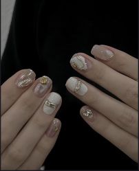 -IDO美甲美睫