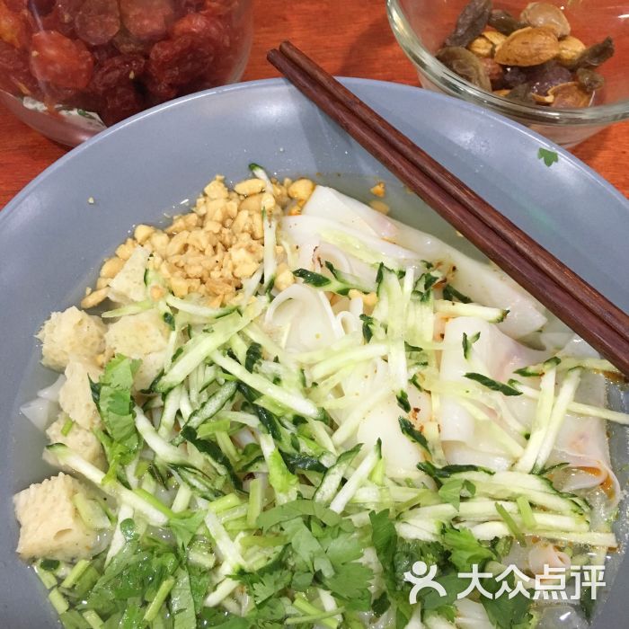 新味来素食快餐图片 - 第1张