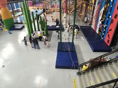-天空之城蹦床攀岩运动馆·团建拓展·亲子游乐·生日派对(合肥店)