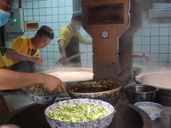 -吾穆勒蓬灰牛肉面·清真(北滨河中路店)