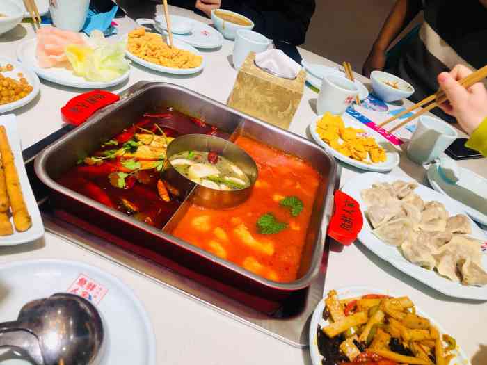 鱼鲜人家深海鲜鱼火锅-"经常,带老人爱吃番茄鱼,没有鱼刺,环境不.