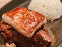 铁板鹅肝菲力牛排配蒜蓉炒饭-FOMO Modern Spanish Bistro