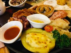 什锦香肠拼盘-马迭尔德式西餐精酿啤酒屋(中央大街店)
