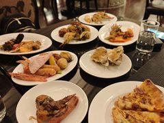 -圣丰索菲特·2 On 988 Café 自助餐厅