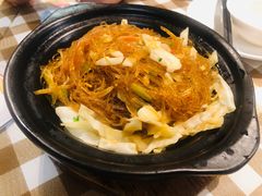 -新大咀港式茶餐厅(宝山万达店)