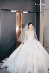 -拉瑞娜LaReine婚纱礼服高级定制