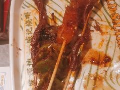 -威记烧嘢·南宁烧烤·超级生牛(绿地店)