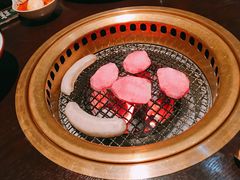 -山川小町·极番烧肉(新地假日广场店)