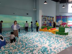 -蒙特利亲子乐园