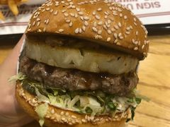 -The Habit Burger Grill 哈比特汉堡(爱琴海店)