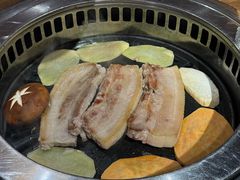 -香猪坊韩国烤肉专属门店(魏公村店)