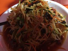 -胖太太四川麻辣排骨串(镇江路分店)