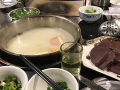 -山地居烤全羊·柴火鸡(大坪-半山公馆店)