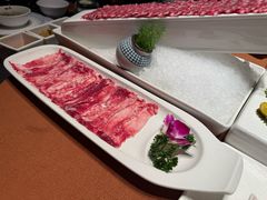-左庭右院鲜牛肉火锅黑金店(陆家嘴中心店)