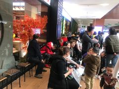 等位区-老湘亲·品鉴湘菜(蔡塘爱琴海店)