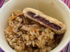 -香巴拉云南餐厅(华莱坞店)