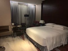 -广州天河希尔顿酒店