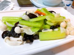 -东鑫记港式茶餐厅(南京东路店)