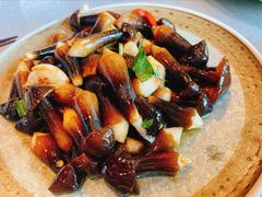 炒小黑鸡枞-半山腰·云南菜(侨福芳草地店)