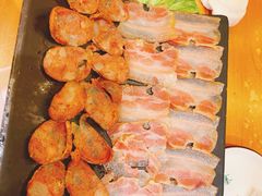 -老滇山寨•云南特色菜•地方菜•民族风情歌舞表演(金碧店)
