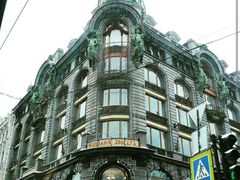 -滴血救世主教堂