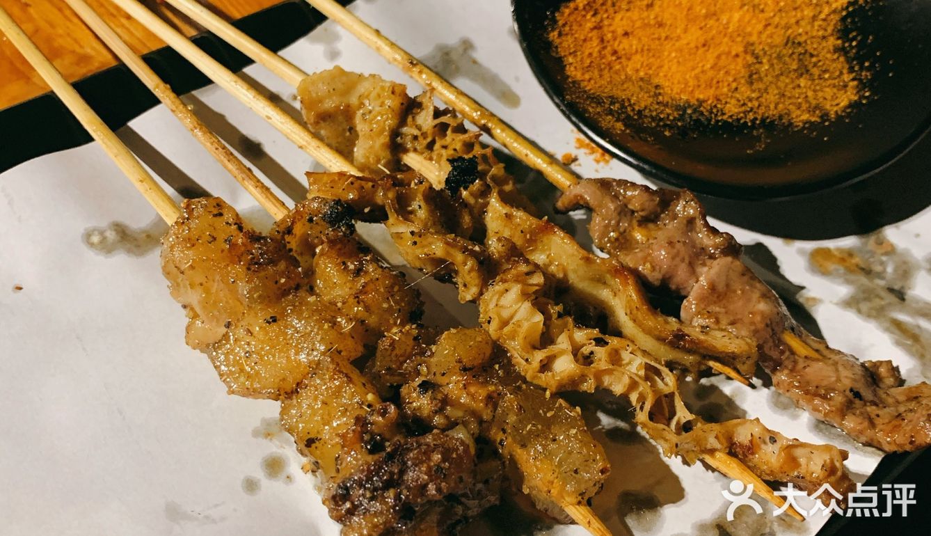 等足2小时换来一顿“哇塞”惊艳的烧烤