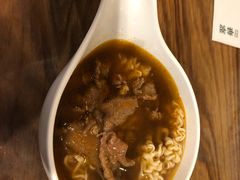 沙爹牛肉即食面-翠华餐厅