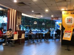 -麦当劳(十字街店)