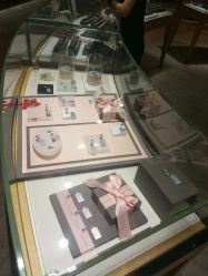 点击看大图 -北京七彩云南翡翠珠宝旗舰店(月坛店)