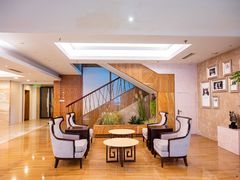 -南京双门楼宾馆(盐仓桥地铁站阅江楼店)