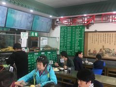 大堂-护国寺小吃(东四店)