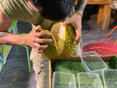 -曼阁市场水果批发市场